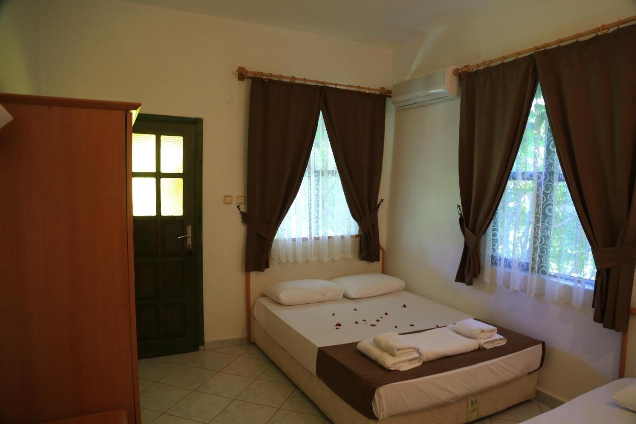 Çıralı Tunays Pansiyon Bed & Breakfast 部屋 写真