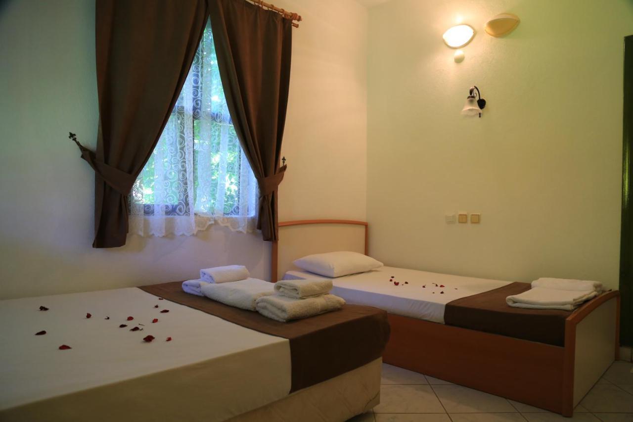 Çıralı Tunays Pansiyon Bed & Breakfast 部屋 写真