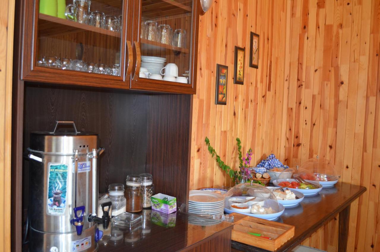 Çıralı Tunays Pansiyon Bed & Breakfast エクステリア 写真