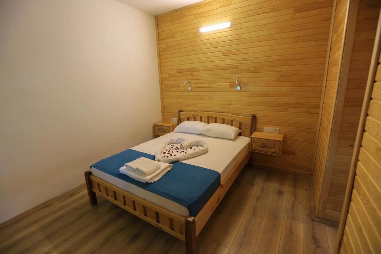 Çıralı Tunays Pansiyon Bed & Breakfast エクステリア 写真