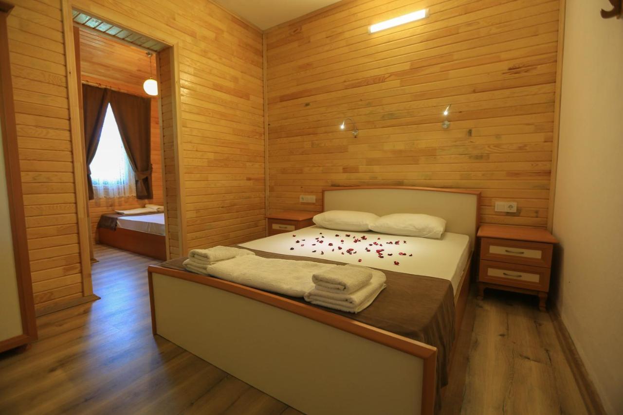 Çıralı Tunays Pansiyon Bed & Breakfast エクステリア 写真