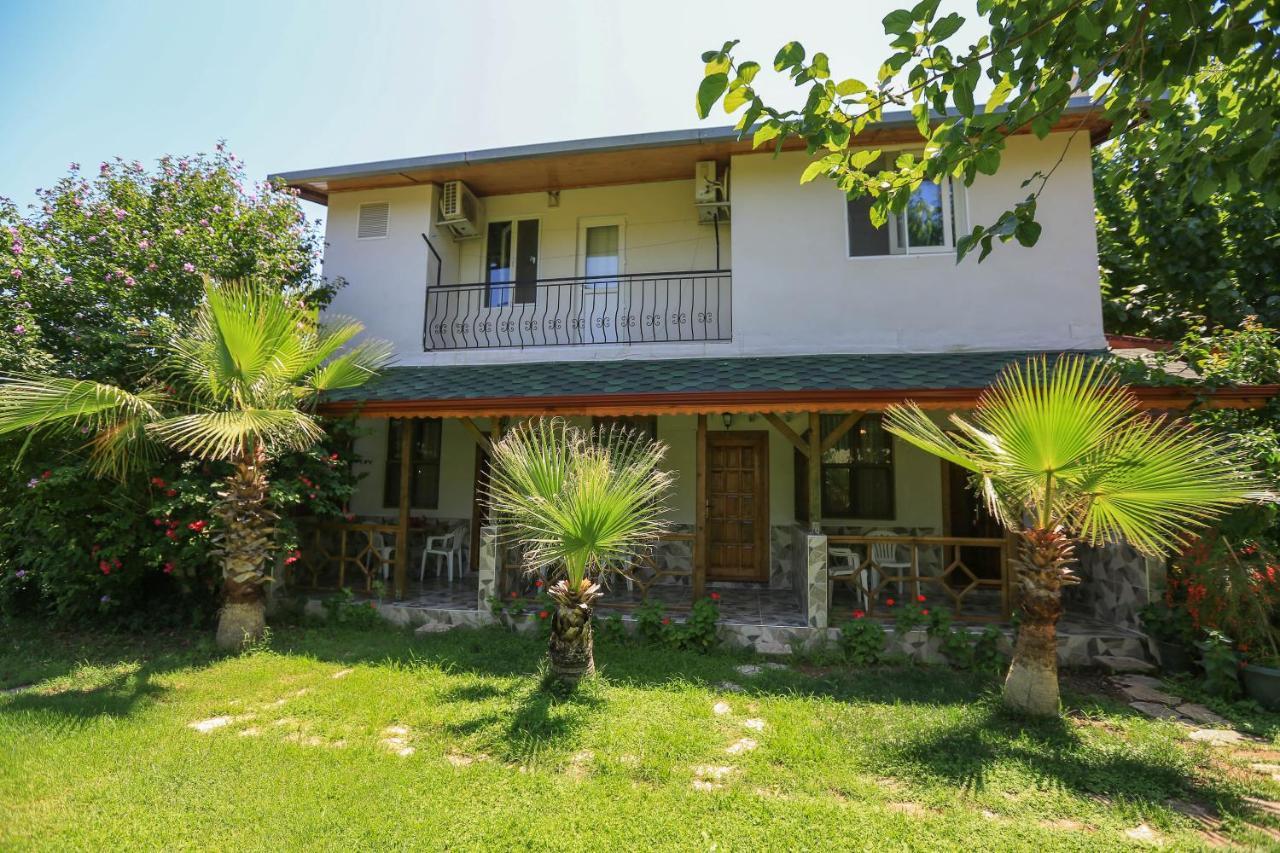 Çıralı Tunays Pansiyon Bed & Breakfast エクステリア 写真